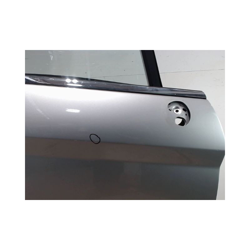 PORTE AVANT DROIT FORD FIESTA