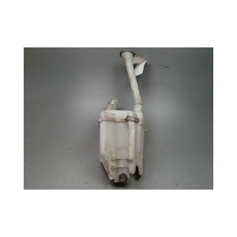 RESERVOIR LAVE-GLACE AVANT NISSAN JUKE