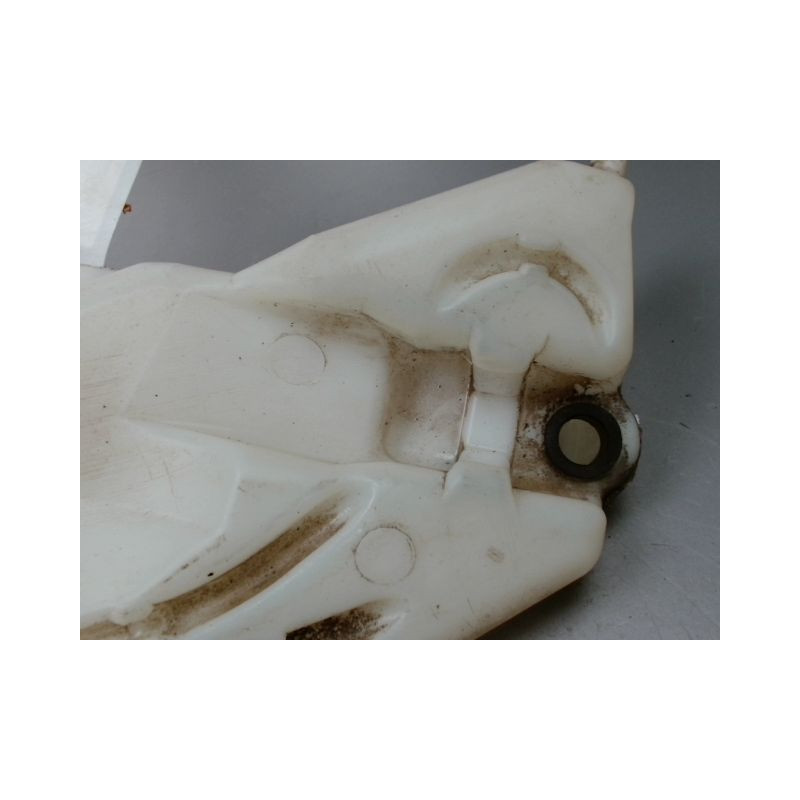 RESERVOIR LAVE-GLACE AVANT PEUGEOT 206 3P
