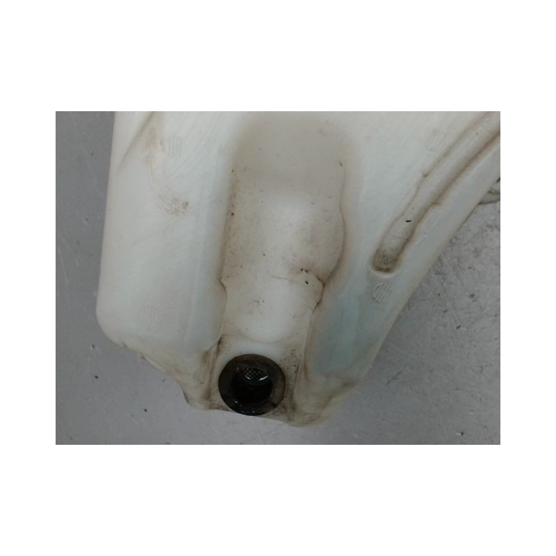 RESERVOIR LAVE-GLACE AVANT FORD FIESTA 2005-
