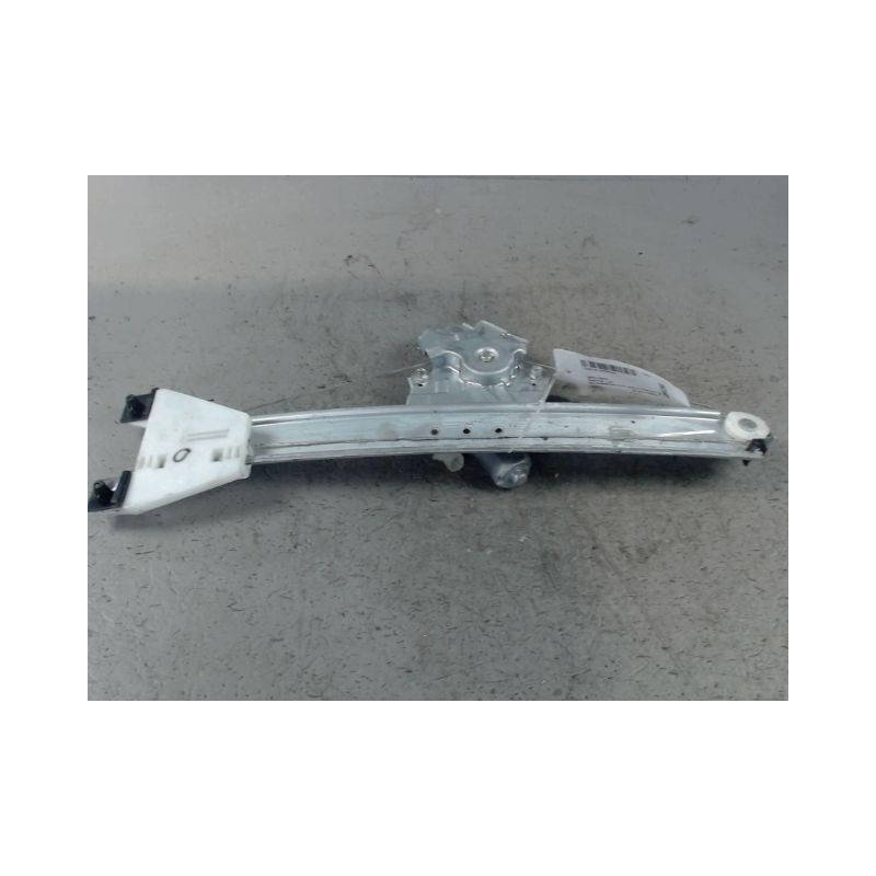 MECANISME+MOTEUR LEVE-GLACE AVANT DROIT DACIA SPRING