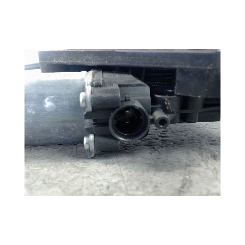 MECANISME+MOTEUR LEVE-GLACE AVANT GAUCHE CITROEN C1 3P