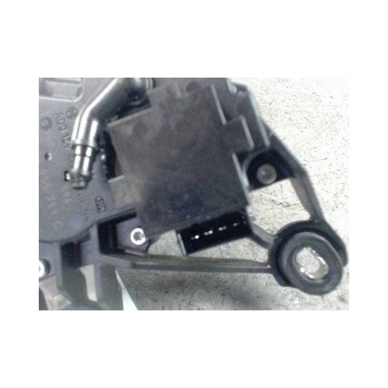 MOTEUR ESSUIE-GLACE ARRIERE VOLKSWAGEN POLO 2005-