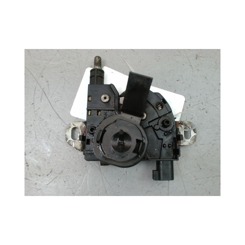 SERRURE CAPOT FORD FOCUS II Phase 2 2008-2010
