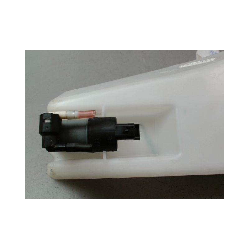 RESERVOIR LAVE-GLACE AVANT NISSAN MICRA 2009-