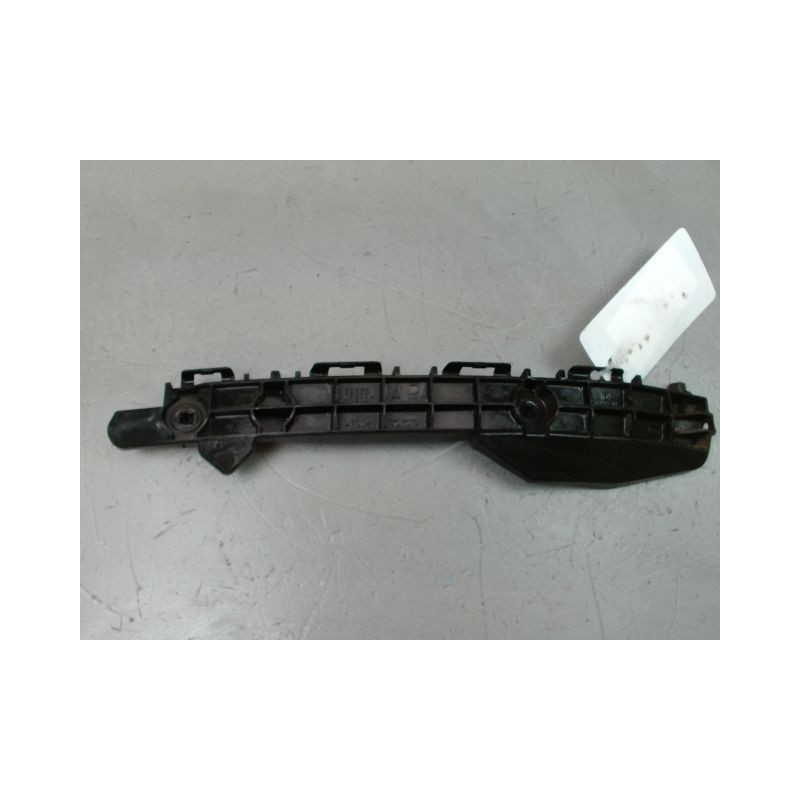 SUPPORT PARE-CHOC ARD TOYOTA AURIS 2010-