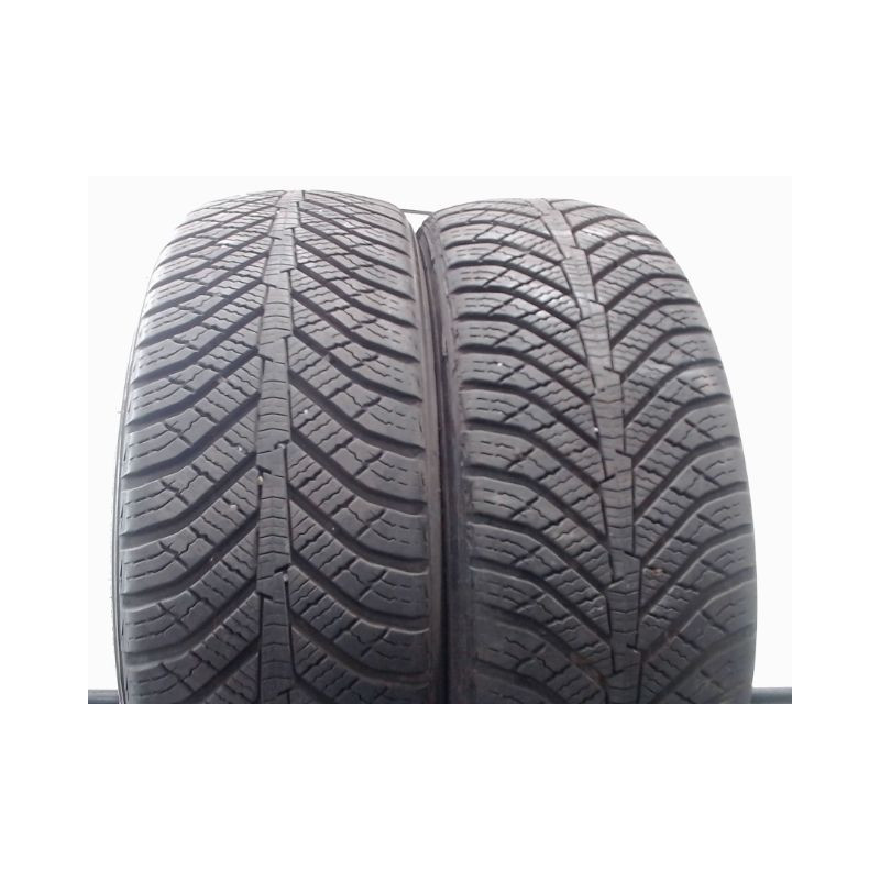 Paire de pneus KUMHO SOLUS 4S HA31 185 55 16 87 V