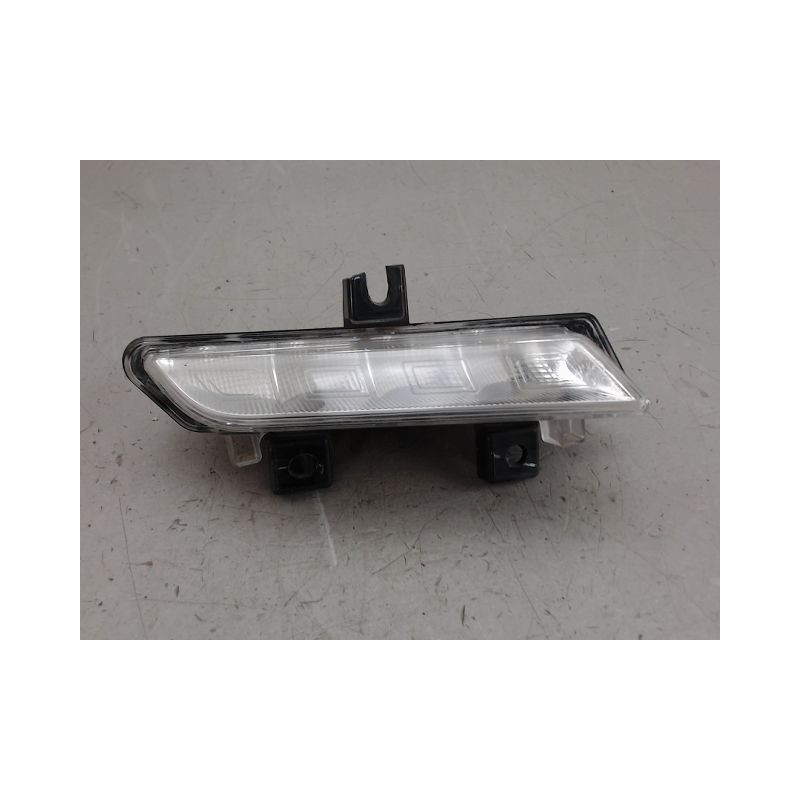 FEUX POSITION DROIT RENAULT CLIO