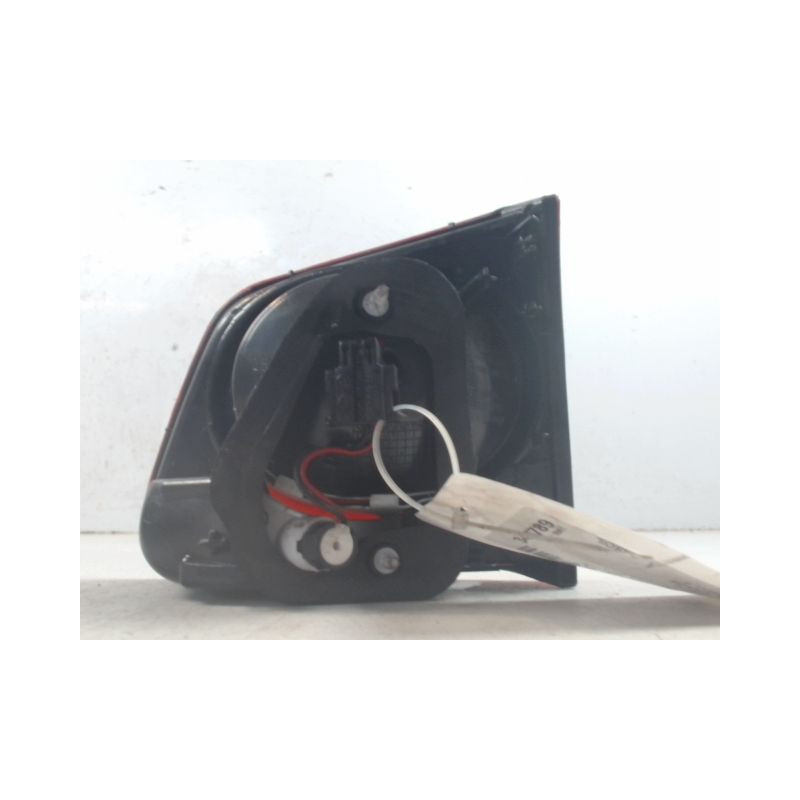 FEU RECUL GAUCHE VOLKSWAGEN TIGUAN 2009-