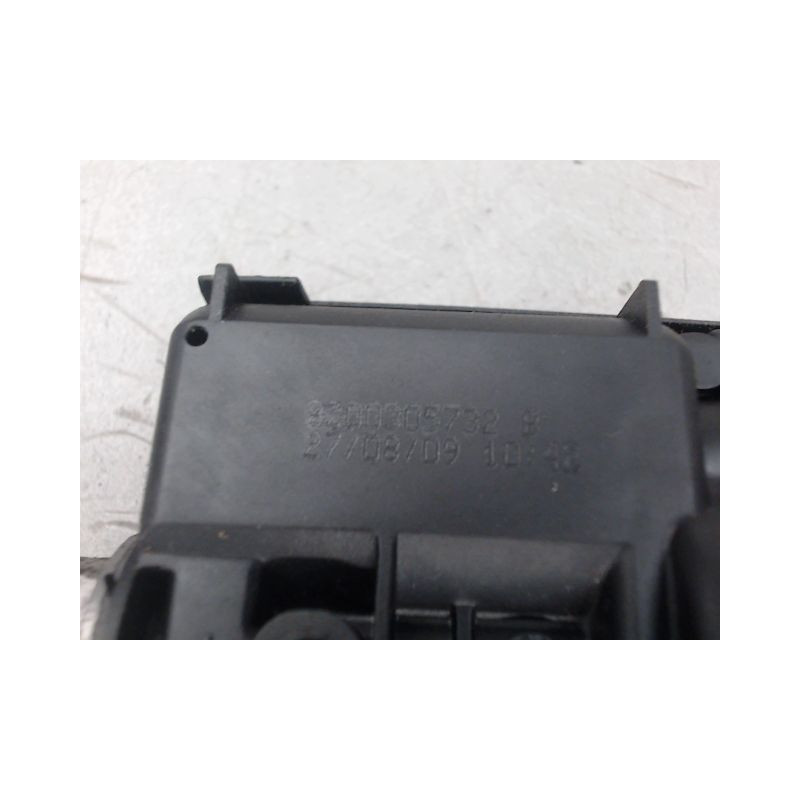 ACTIONNEUR TRAPPE CARBURANT RENAULT MEGANE