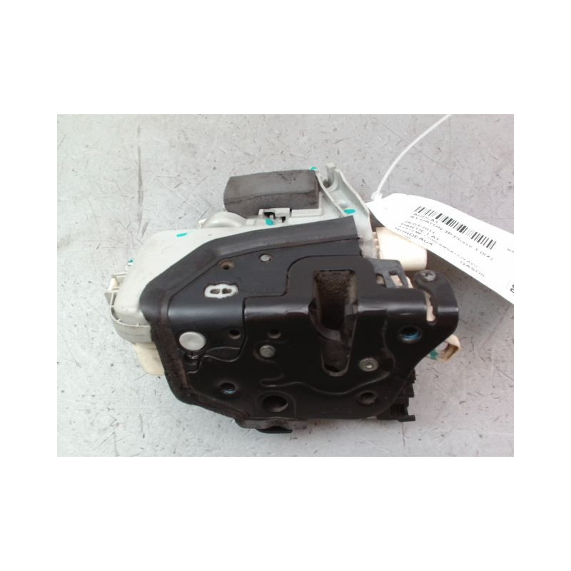 SYSTEME CONDAMNATION AVANT GAUCHE AUDI A1 Phase 1 (8X) 2010-2015