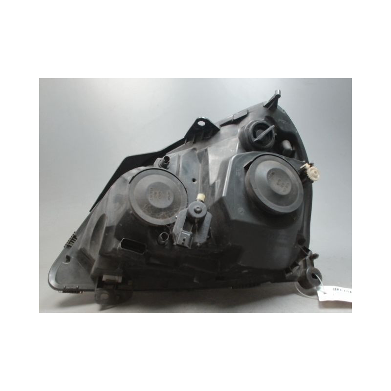 PHARE DROIT RENAULT CLIO II CAMPUS 06-