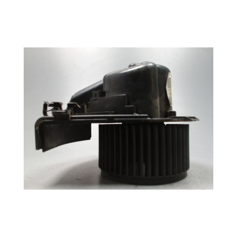 MOTEUR VENTILATEUR CHAUFFAGE PEUGEOT 807