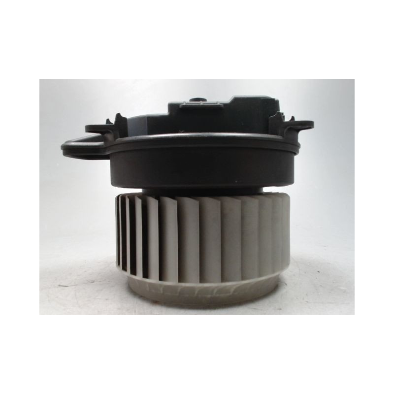 MOTEUR VENTILATEUR CHAUFFAGE AUDI A6