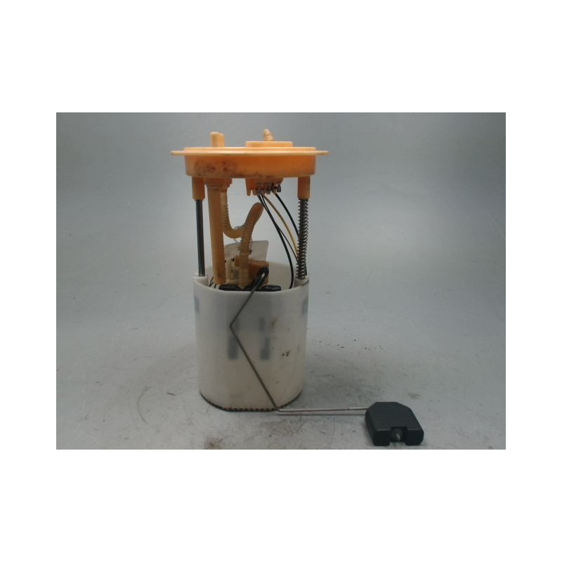 POMPE CARBURANT IMMERGEE VOLKSWAGEN PASSAT 2005-