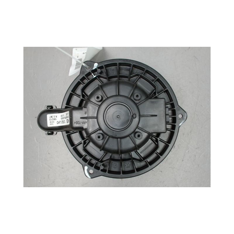 MOTEUR VENTILATEUR CHAUFFAGE KIA SPORTAGE