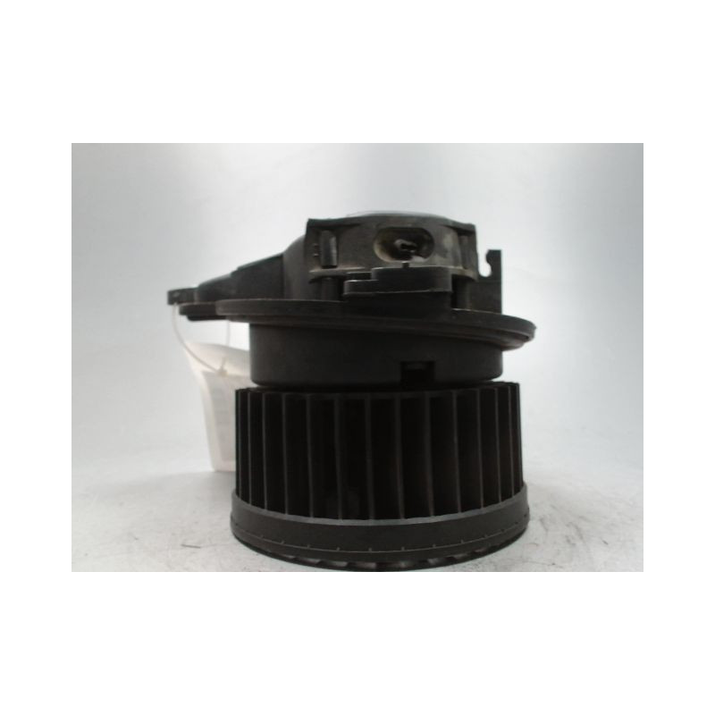 MOTEUR VENTILATEUR CHAUFFAGE PEUGEOT PARTNER -2002