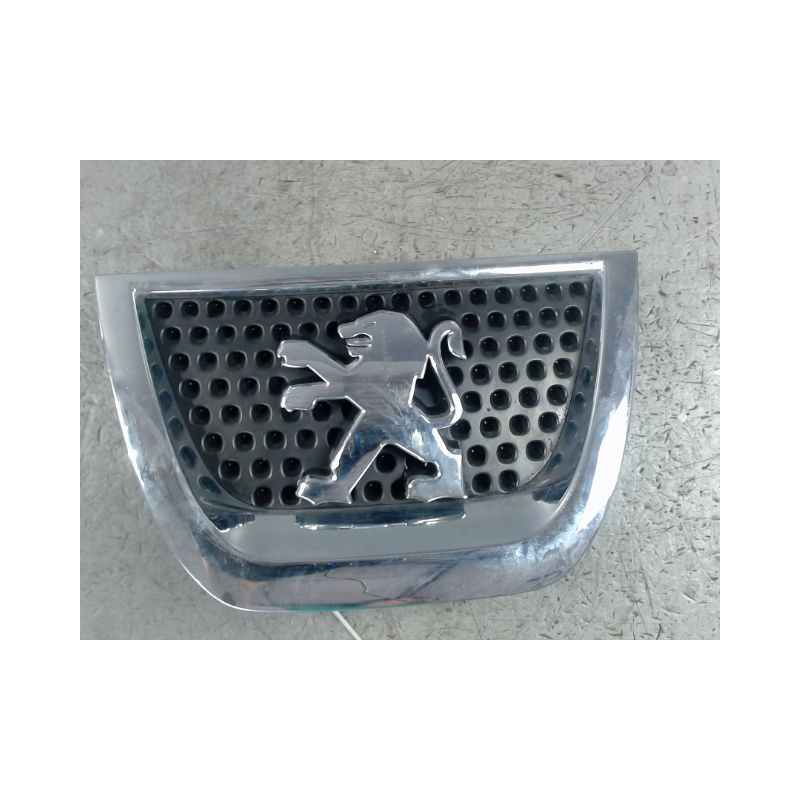 SIGLE CALANDRE PEUGEOT 3008 2009-