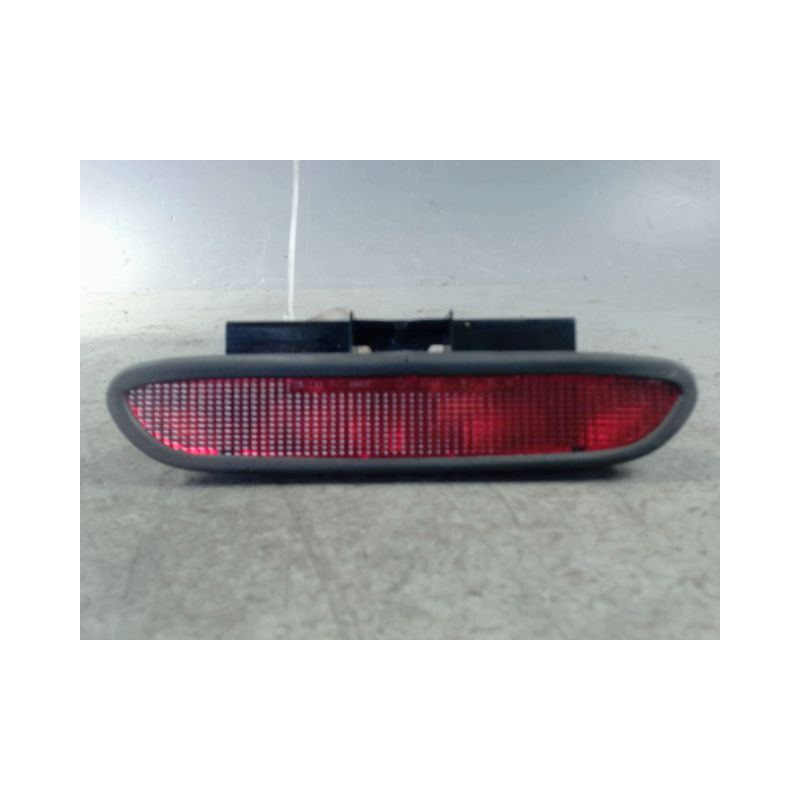FEUX STOP SUPPLEMENTAIRE MERCEDES CLASSE A 2001 -
