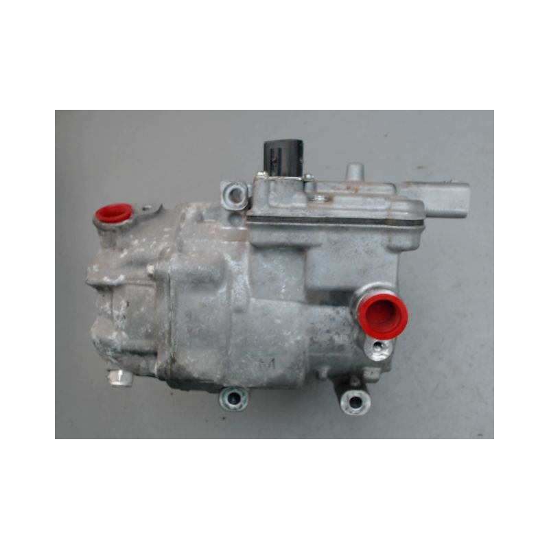 COMPRESSEUR AIR CONDITIONNE TOYOTA YARIS