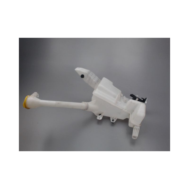 RESERVOIR LAVE-GLACE AVANT RENAULT KADJAR