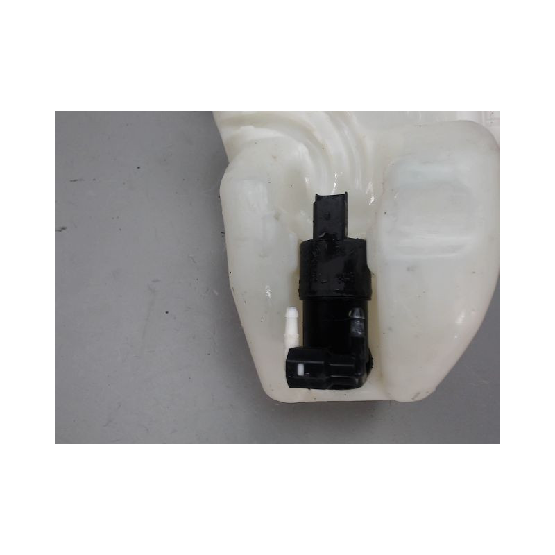RESERVOIR LAVE-GLACE AVANT PEUGEOT 208