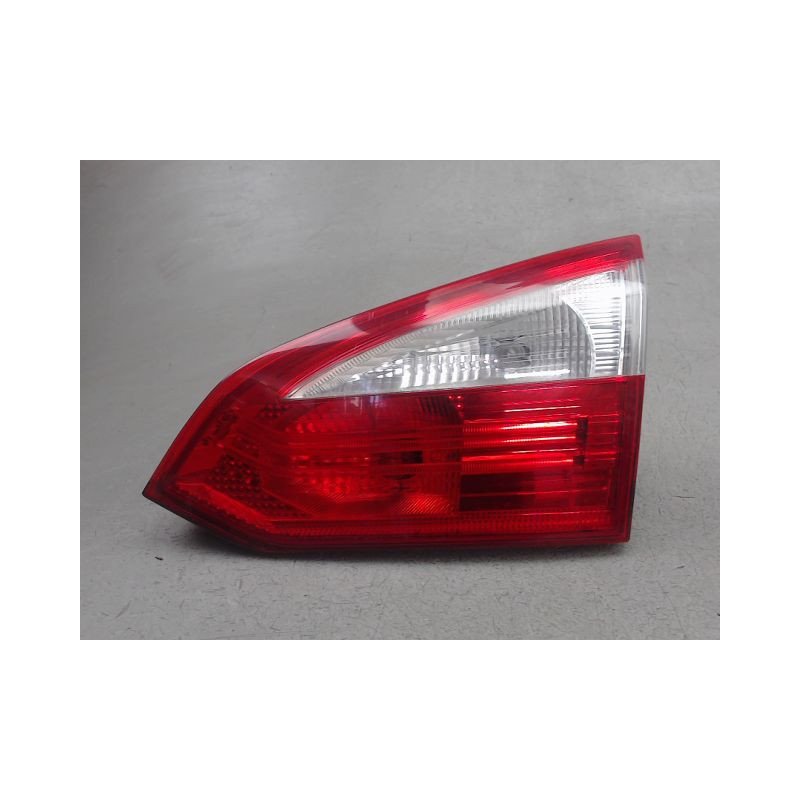 FEU ARRIERE INTERIEUR DROIT FORD FOCUS