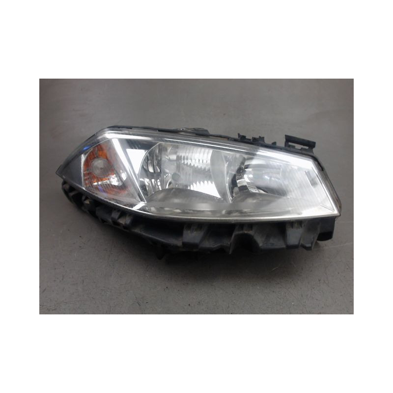 PHARE DROIT RENAULT MEGANE