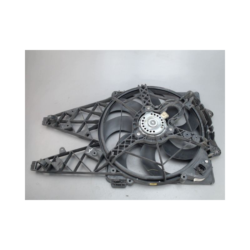 MOTEUR VENTILATEUR RADIATEUR OPEL COMBO