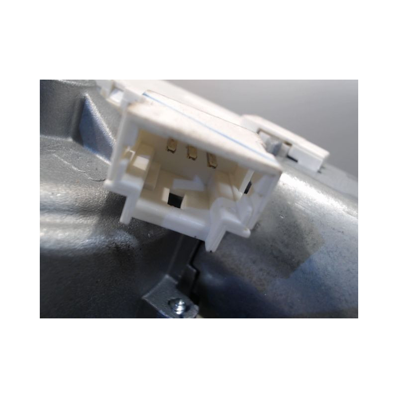 MOTEUR ESSUIE-GLACE ARRIERE RENAULT TWINGO 2 2010-