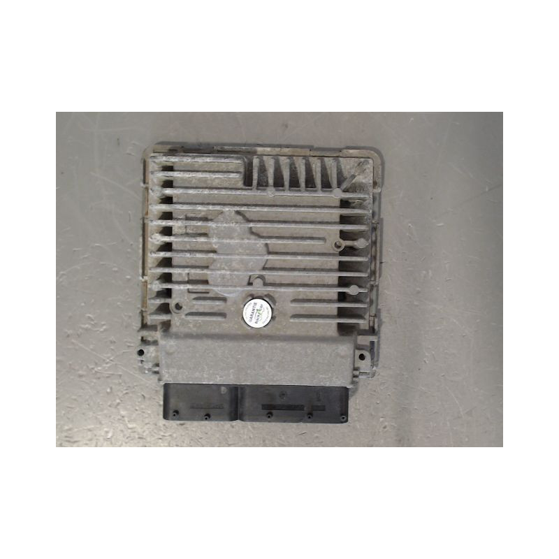 CALCULATEUR MOTEUR VOLKSWAGEN GOLF