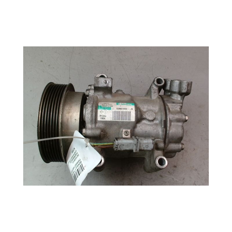 COMPRESSEUR AIR CONDITIONNE RENAULT TWINGO II Phase 2 2011-2014