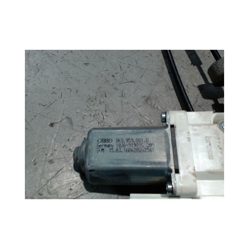 MECANISME+MOTEUR LEVE-GLACE AVANT GAUCHE AUDI Q3