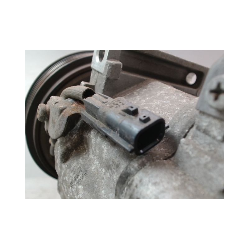 COMPRESSEUR AIR CONDITIONNE DACIA DUSTER BREAK Phase 2 2013-...
