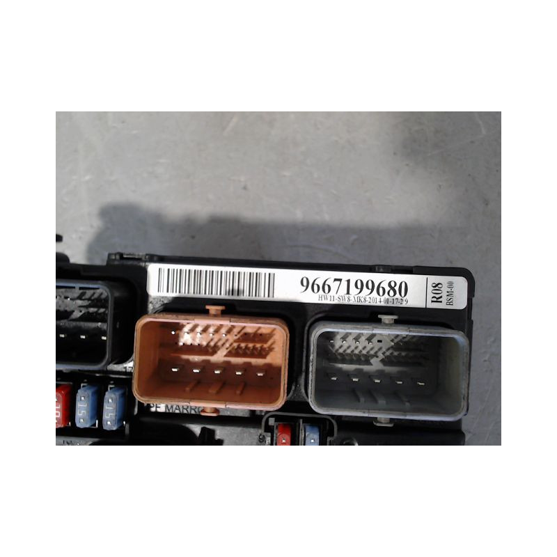 BOITE A FUSIBLES CITROEN C3 PICASSO 2008-