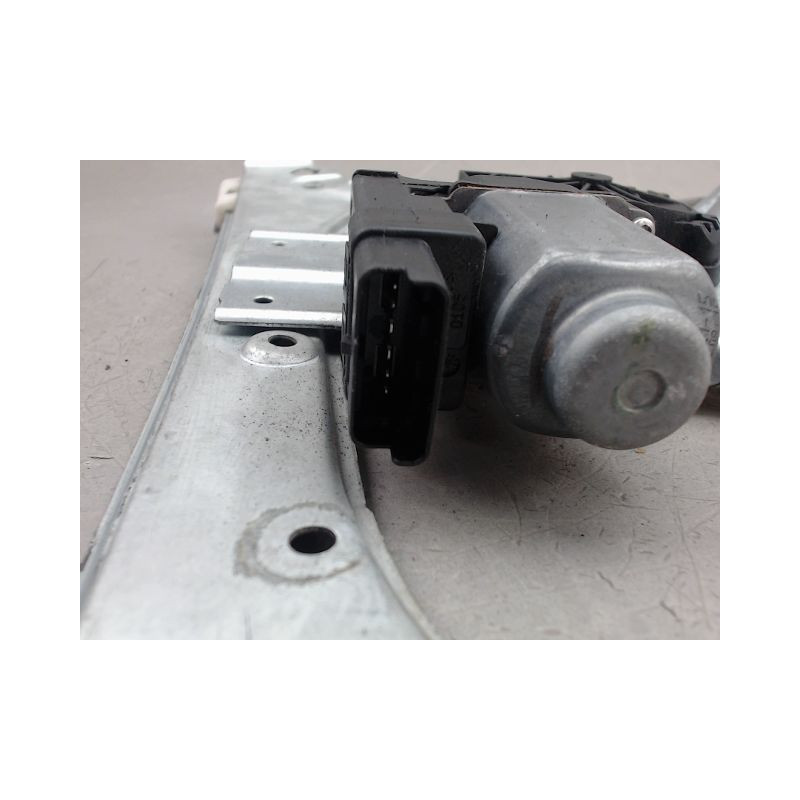 MECANISME LEVE-GLACE AVANT DROIT RENAULT CLIO