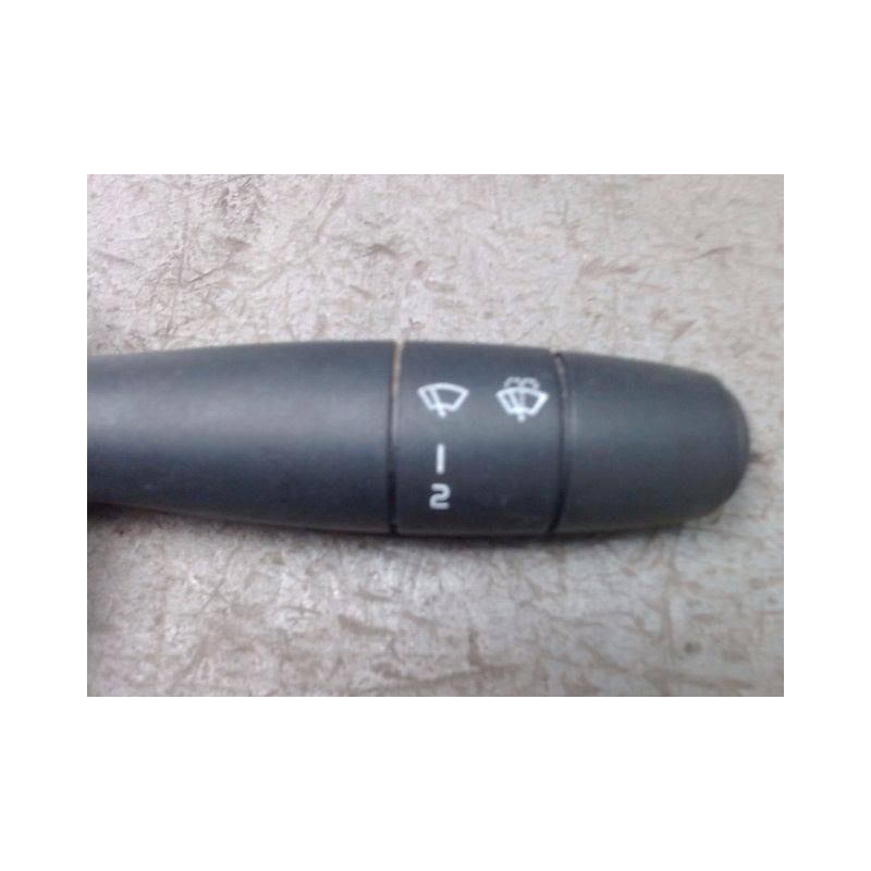 COMMANDE ESSUIE GLACE DACIA LOGAN 4 P 05-08
