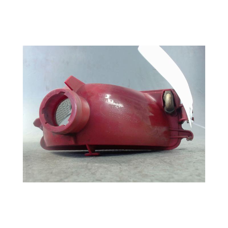 FEU RECUL DROIT CITROEN C4 2008-