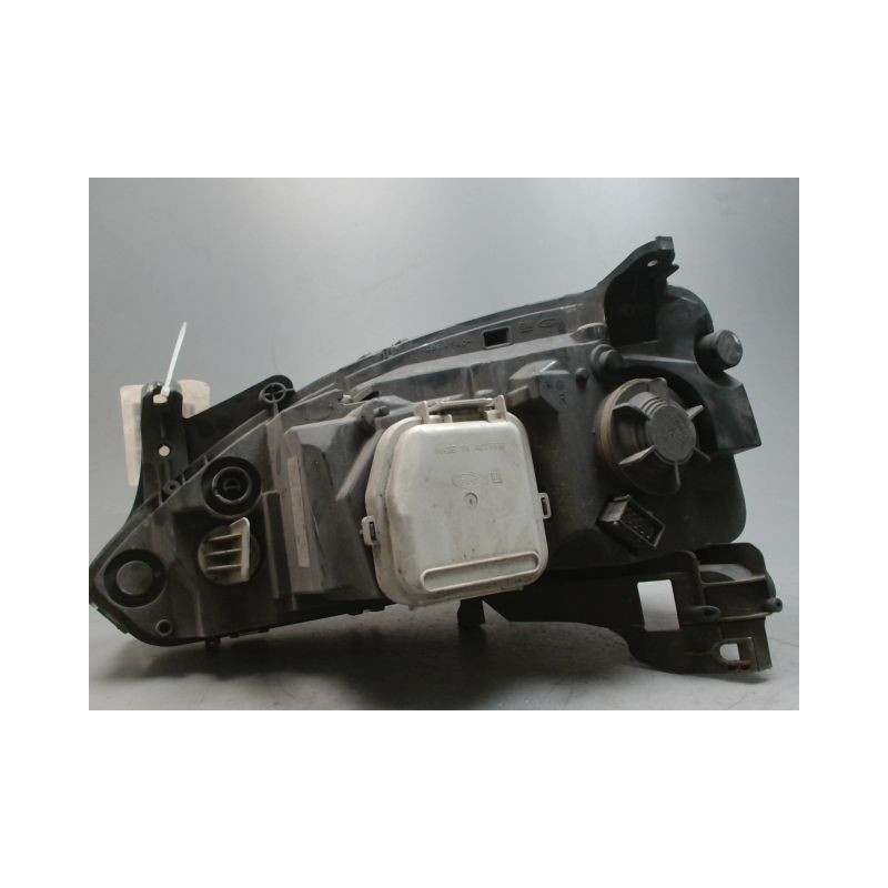 PHARE DROIT OPEL CORSA 03-06