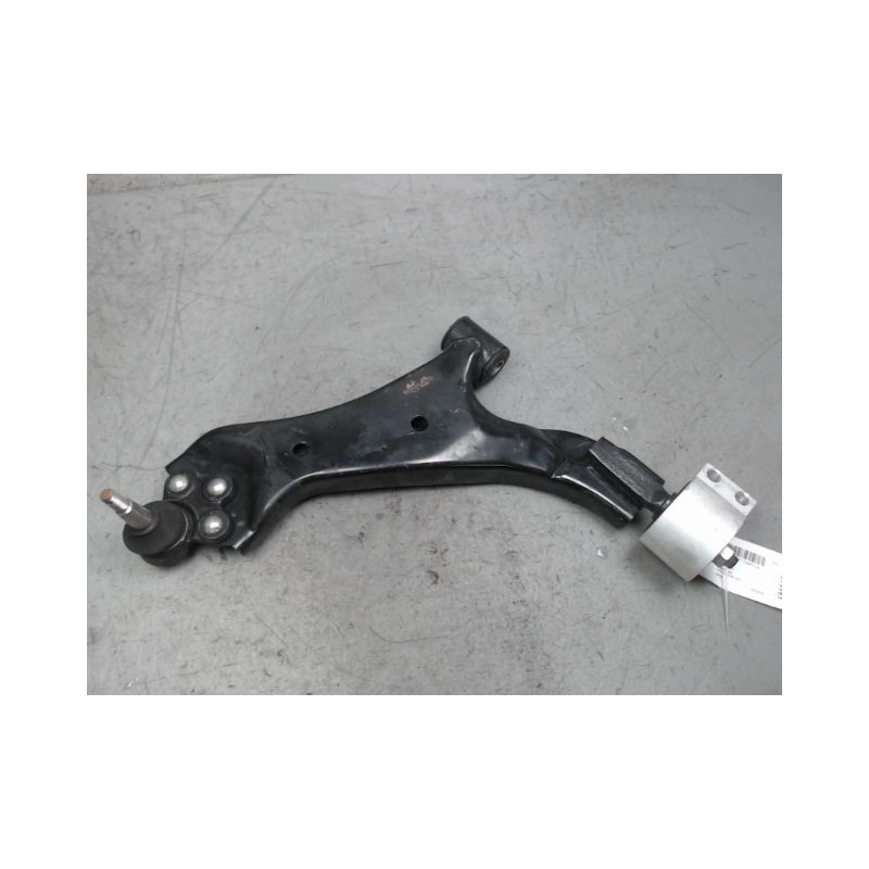 TRIANGLE INFERIEUR AVANT GAUCHE CHEVROLET CAPTIVA