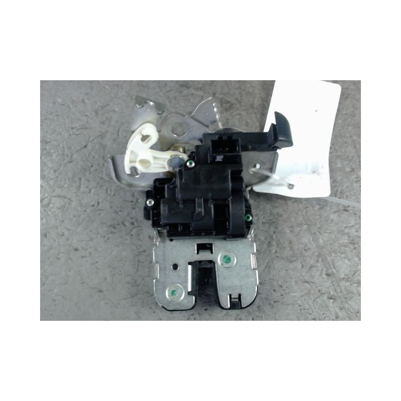 SERRURE COFFRE ARRIERE AUDI A3 CABRIOLET 2008-
