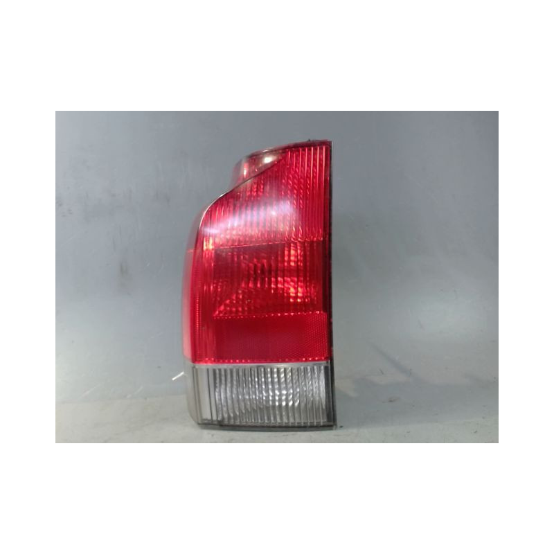 FEU ARRIERE GAUCHE  VOLVO V70 2000-