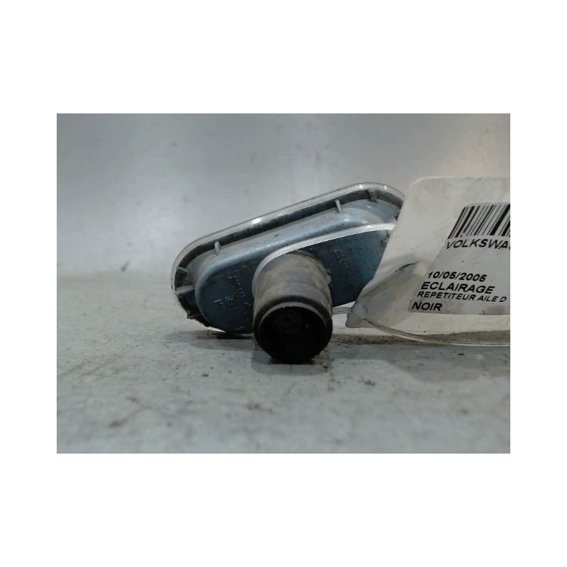REPETITEUR AILE DROIT VOLKSWAGEN POLO