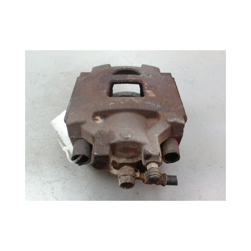 ETRIER DE FREIN AVANT DROIT TOYOTA YARIS II 2010-