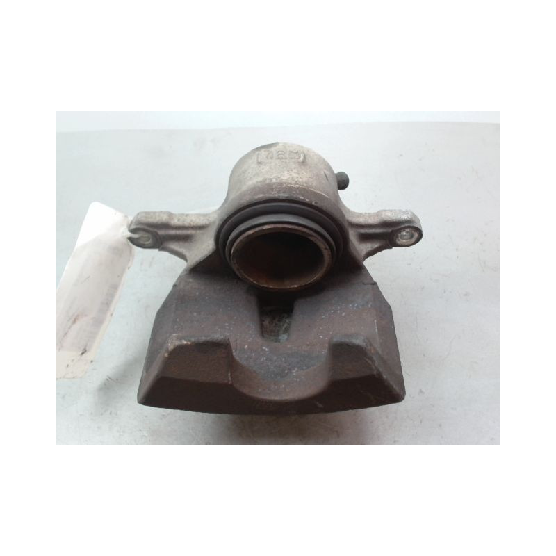 ETRIER DE FREIN AVANT GAUCHE LEXUS IS 2006-