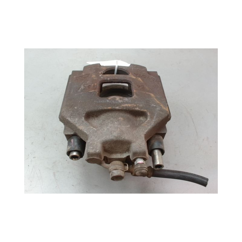 ETRIER DE FREIN AVANT DROIT TOYOTA YARIS 2005-