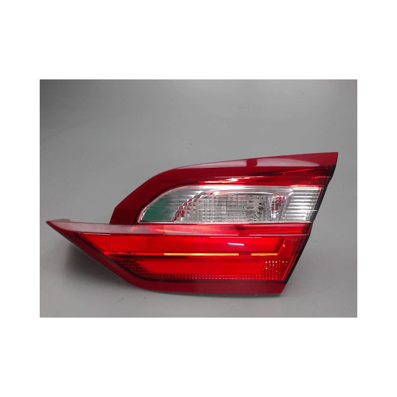 FEU ARRIERE INTERIEUR DROIT FORD FIESTA