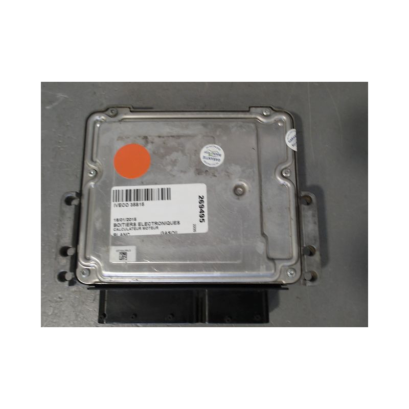 CALCULATEUR MOTEUR IVECO 35S15