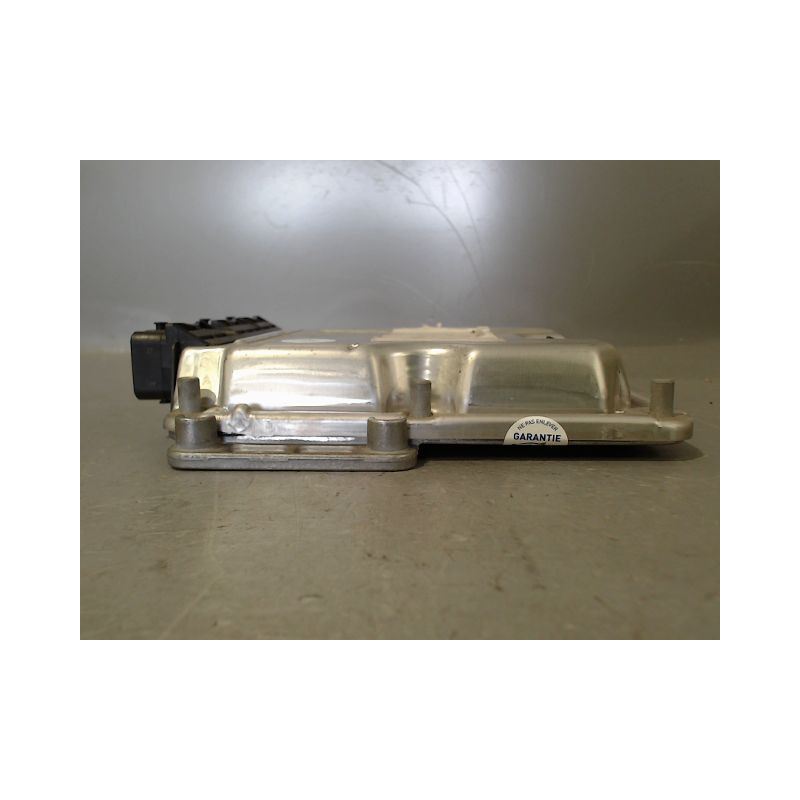 CALCULATEUR MOTEUR PEUGEOT 307
