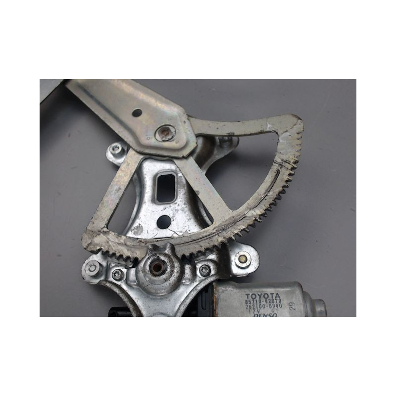 MECANISME LEVE-GLACE AVANT DROIT TOYOTA RAV4